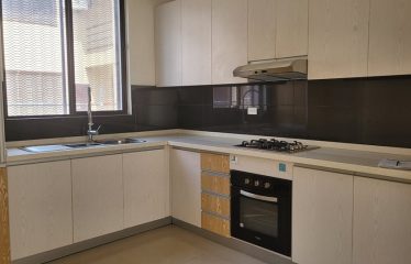 Unfurnished 2-bedrooms Flat For Rent