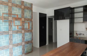 3 Bedrooms Executive Flat, Cheng Place