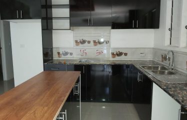 3 Bedrooms Executive Flat, Cheng Place